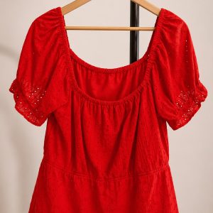 Blusa toda em lese