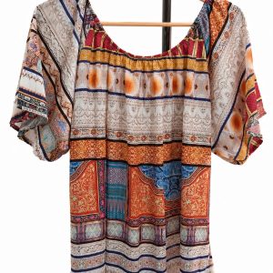 Blusa leve e estampada